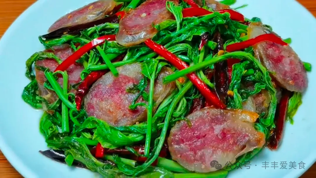 春天要多吃香椿，教你一个新吃法，1周6次吃不腻，做法简单，真香