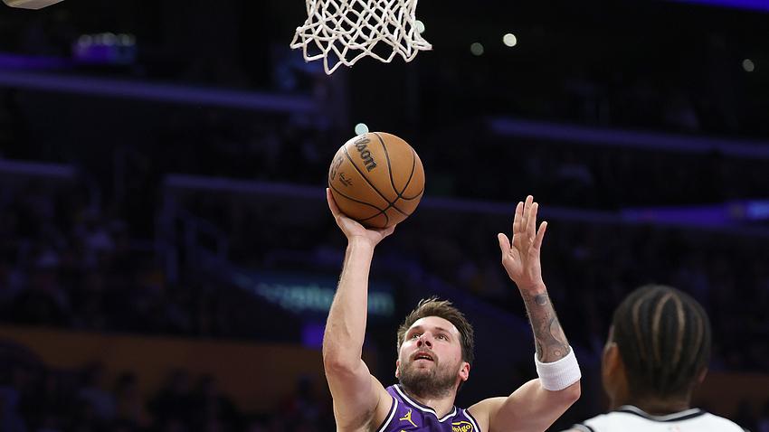 懂篮球帝-简单分析竞彩303NBA：火箭VS湖人