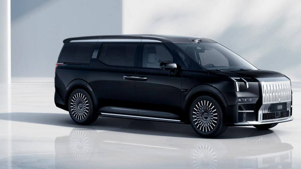 新款将至，老款还香？极氪009新旧款选购大实话