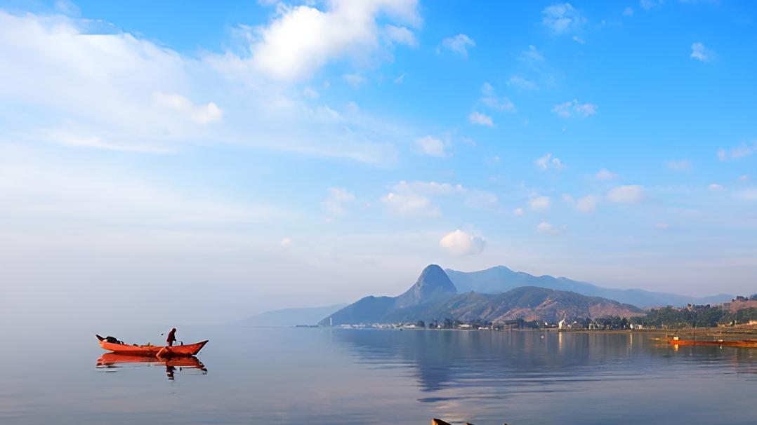 前往云南走访，在2025年12月，可看到多元且鲜活的新风貌，有新出行、新经济所带来的生活变化