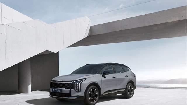 起亚狮铂拓界诚意上市 全国统一“焕新一口价”10.99万元起