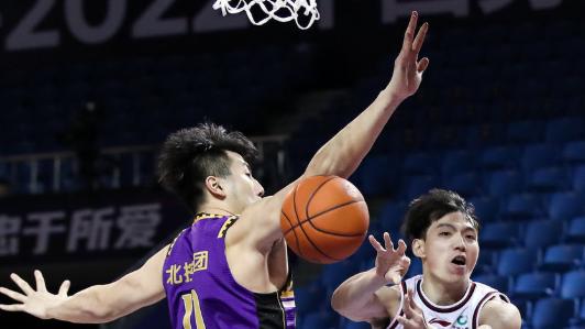 还打什么球？吴前体育馆投资1.8亿即将收尾 父亲以儿子名字命名