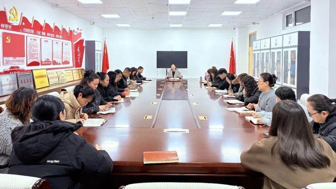 春归校园暖人心 安全护航启新程——河北外国语学院扎实开展学生返校及公寓安全部署工作