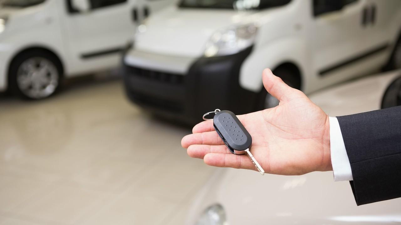 2026汽车置换补贴新政解读：比例补贴最高2万，申领指南看这篇