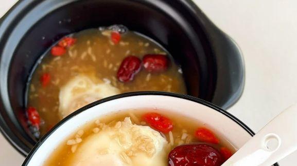 孝感米酒的微醺美学：糯米与时间的甜蜜契约