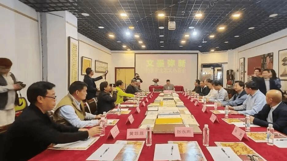 游义云：眼前展现一片碧绿——参加旭宇先生艺文品鉴会述评