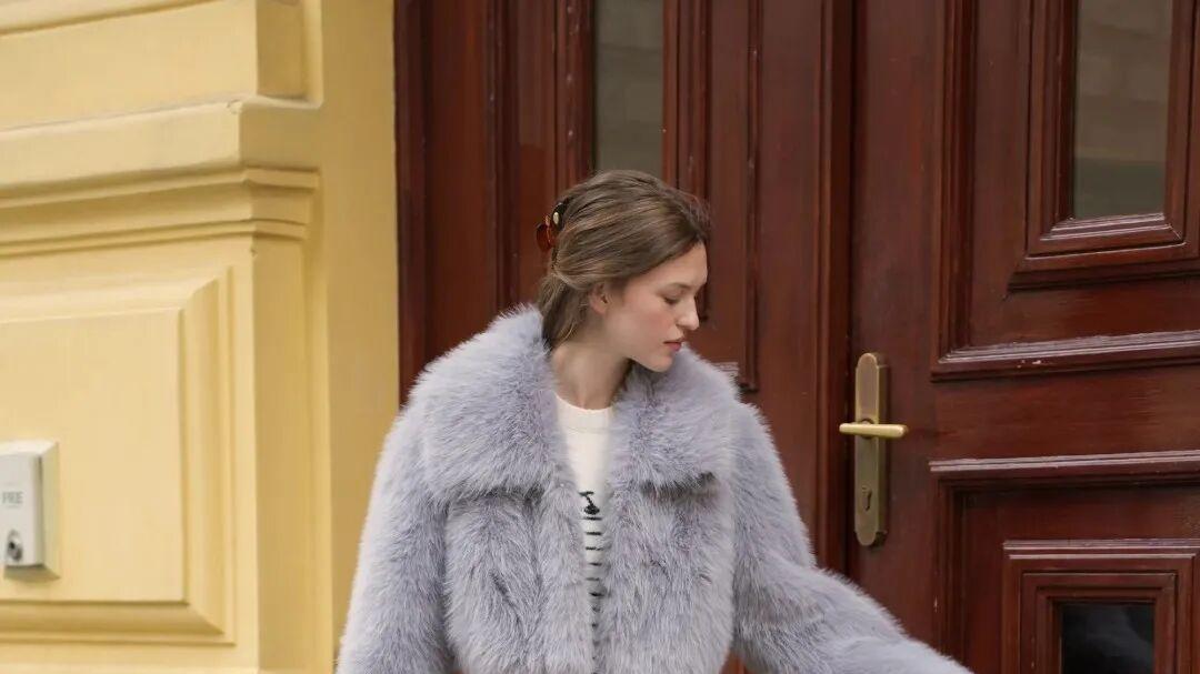 冬日这样彩色穿搭攻略，时髦好看！