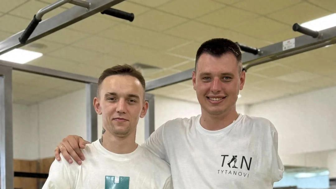 乌克兰正在把年轻男人推向深渊，吞噬前线伤残士兵比比皆是！