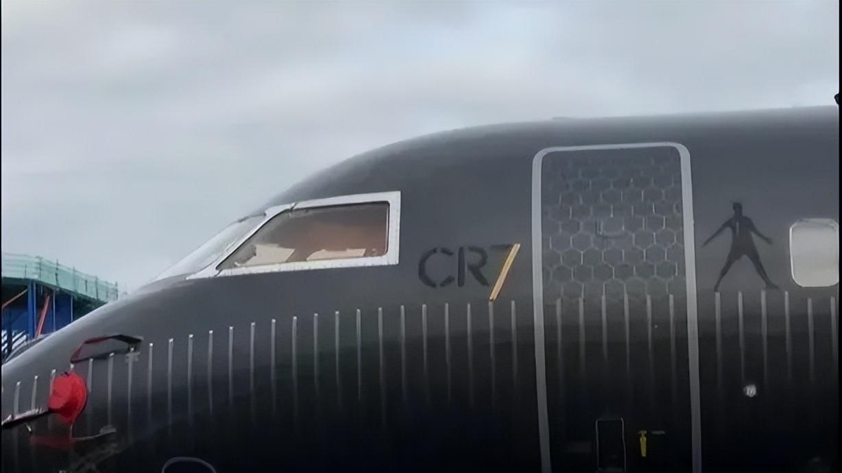 假的！C罗仍留在沙特训练，但局势可能影响比赛，欧美杯也或波及