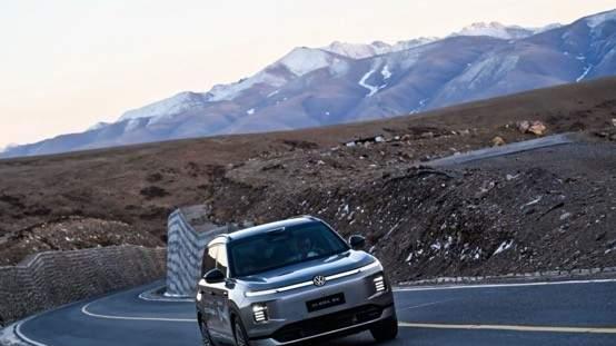 新晋热门增程SUV，上汽大众ID.ERA 9X预售32.98万起！对比同级有哪些优势？