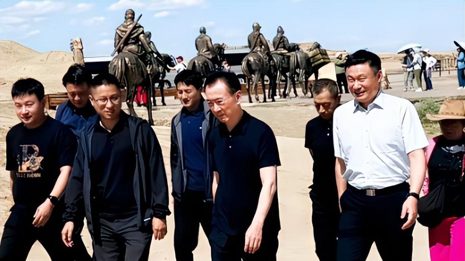 苦撑3年，王健林终于等来好消息？