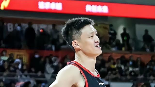 贺希宁30分 CBA常规赛深圳106-96战胜宁波 杰克逊34分