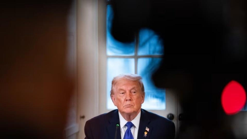 特朗普下令制定“入侵格陵兰”计划，美军将领急了：这简直像和5岁小孩打交道