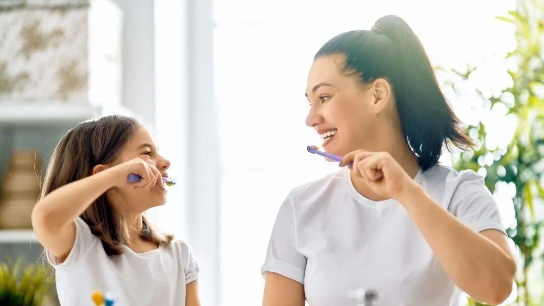 元宵佳节，汤圆虽甜，不及您的一口好牙更“圆”满！