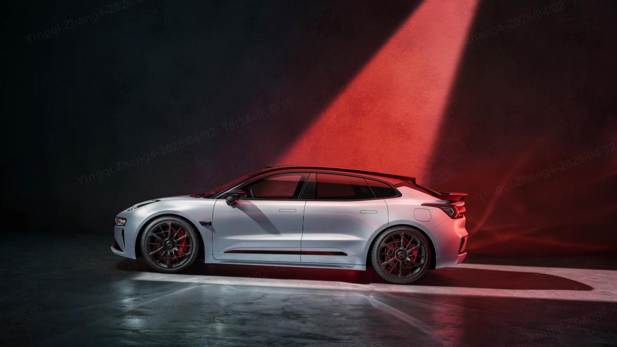 极氪001推出五周年专属纪念版本，开启限量预售