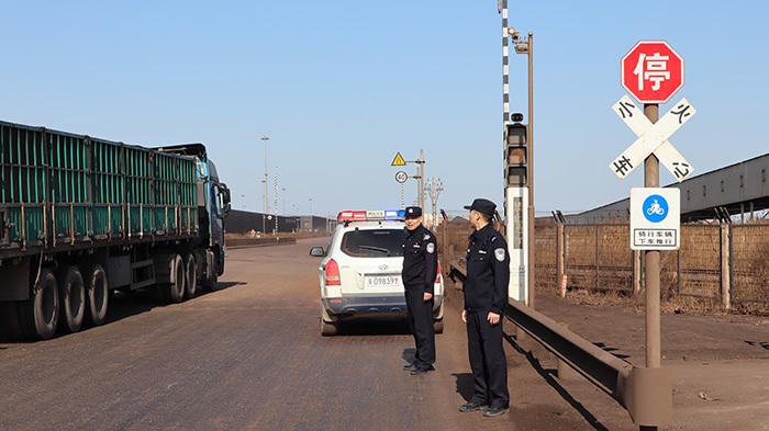 渤海湾畔，小站上的坚守