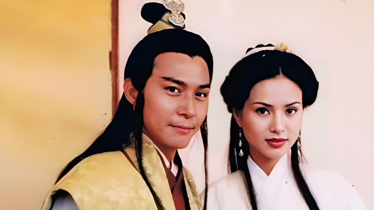 金庸送她倾城容貌，送她绝尘气质，送她无敌神功，她却给反派为奴