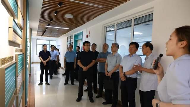 河南省委学习教育督导组莅临殷都区医疗健康服务集团调研指导