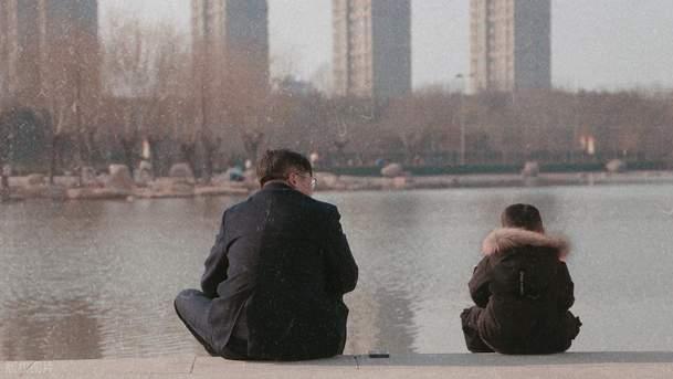 意外！那个被全家宠大的独生女，相亲时只问了一句话