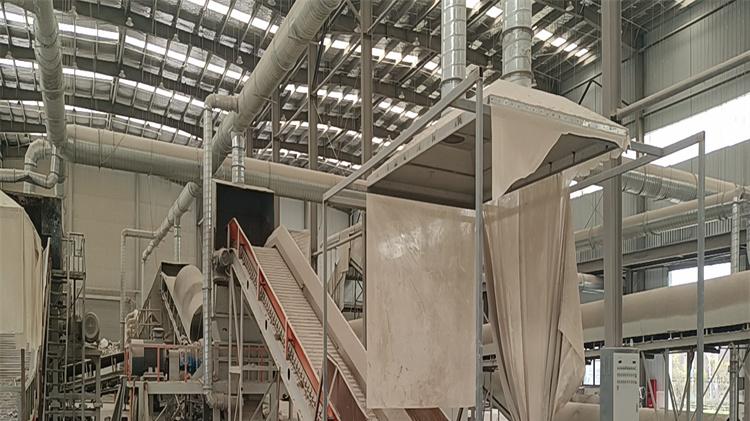 建筑垃圾分离机：加速“破局”重生的筛分处理利器