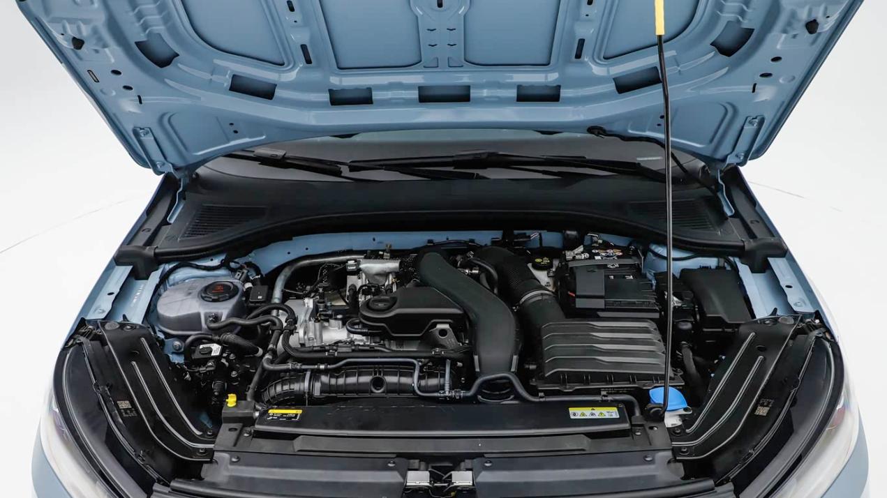 大众速腾新车型上市，售价仅7.98万起，两种动力可选，香？