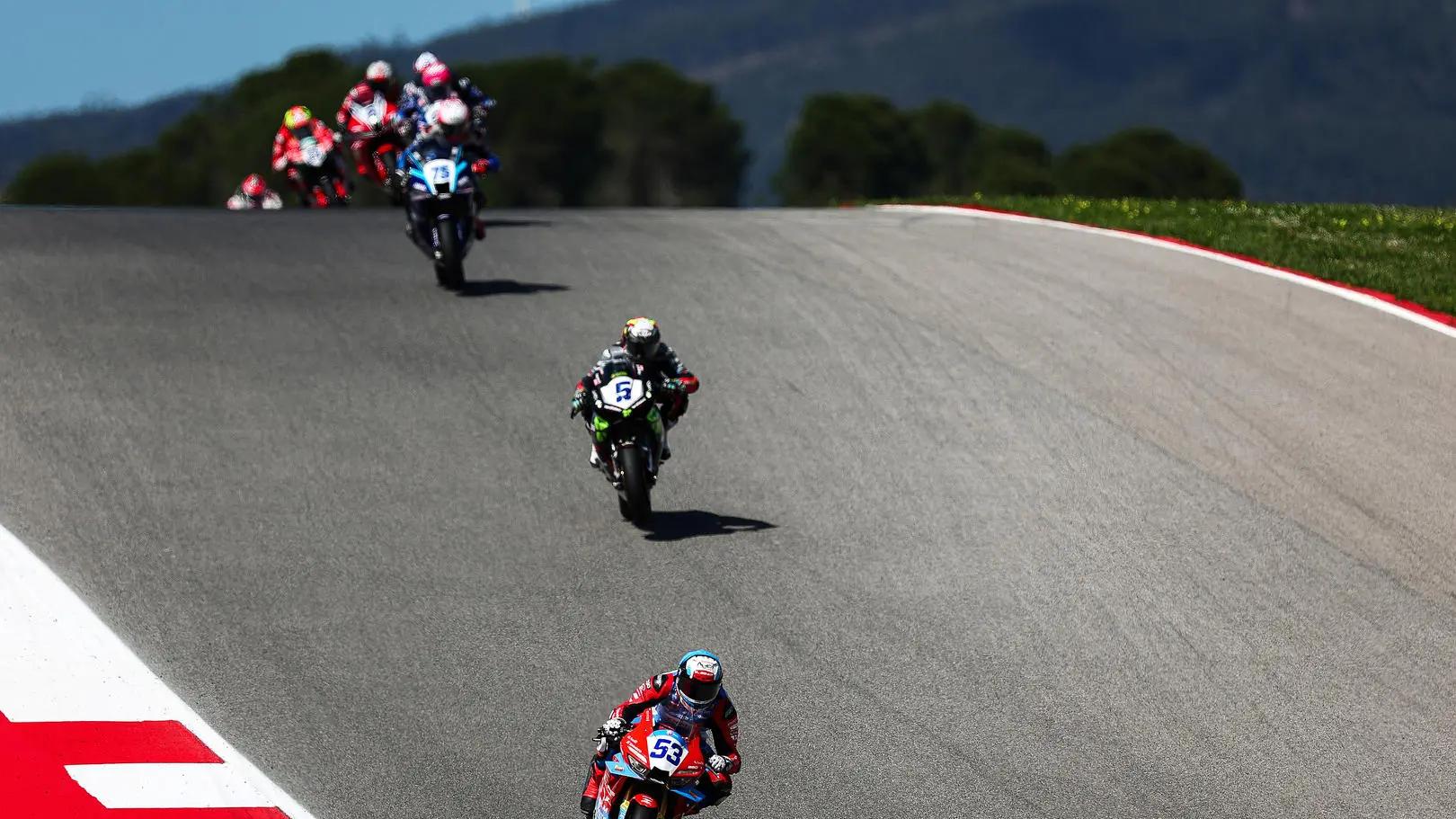 36年垄断被终结！从张雪夺冠，看中国摩托车的产业链突围