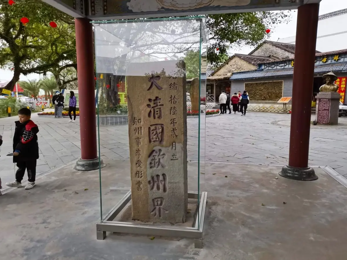 早上的海边漫步，闲逛东兴口岸（北仑河口）