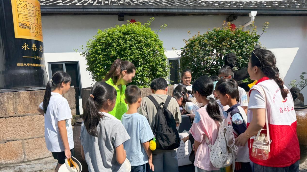 小福娃乐享幸福课 永德跨县研学伴童心成长