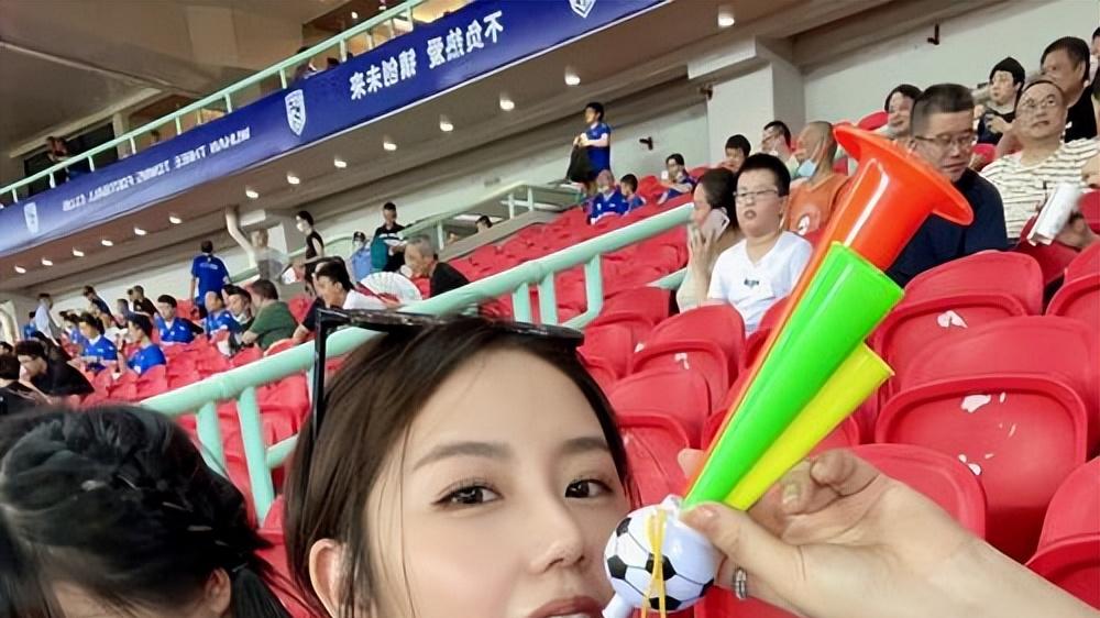 上海海港太菜，上海申花被扣10分，今年中超冠军妥妥成都蓉城了