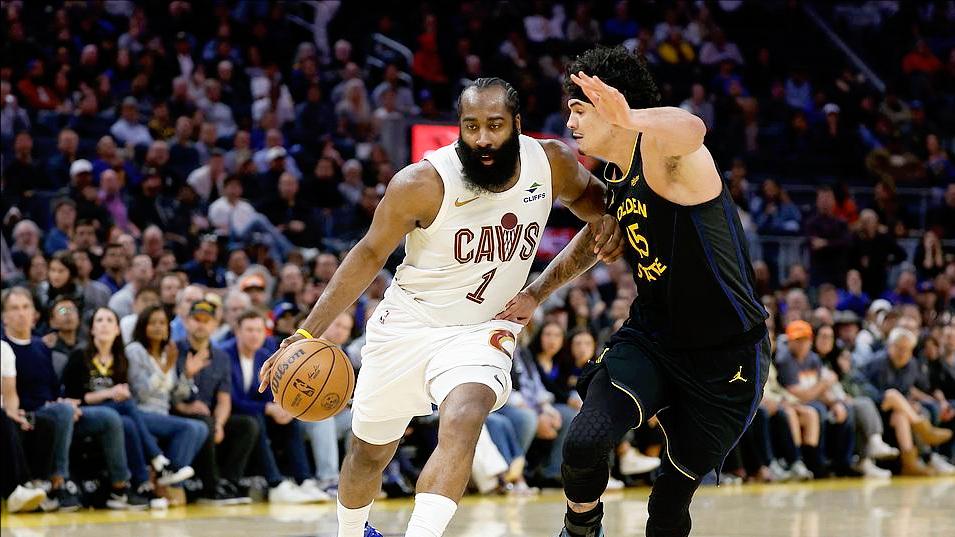 关键时刻连送妙传+致命抛投！谁还敢说哈登打不了关键球？