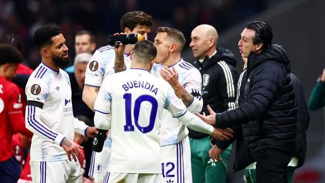 大马丁70米长传制导引爆维拉公园！埃梅里欧联之王再显神威晋级！