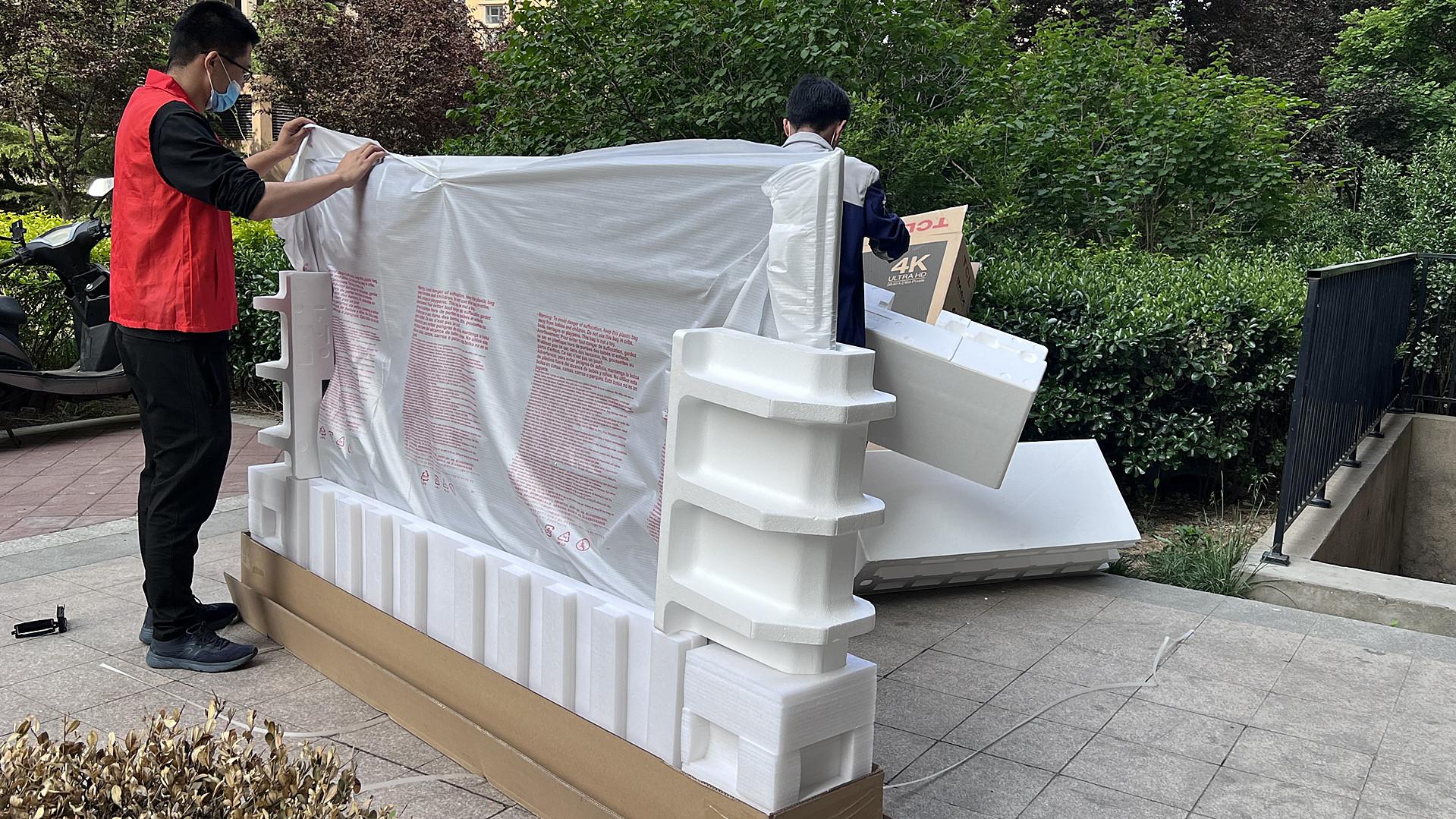 电视不用买最新款，2026年可以闭眼买的3款85寸电视，降幅超万元