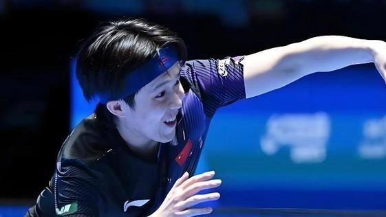 WTT新加坡大满贯男单 王楚钦3-0横扫户上隼辅
