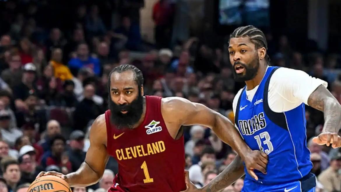 三分5中1，6失误！怕什么来什么，哈登能挺过来吗