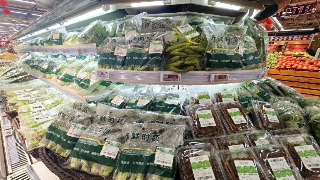 华润万家头茬春菜新鲜上市 为市民餐桌增添“春天味道“