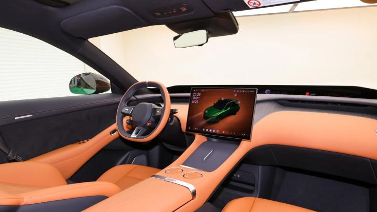 首付低至4.99万元，月供低至2593元，小米YU7贷款也要买？