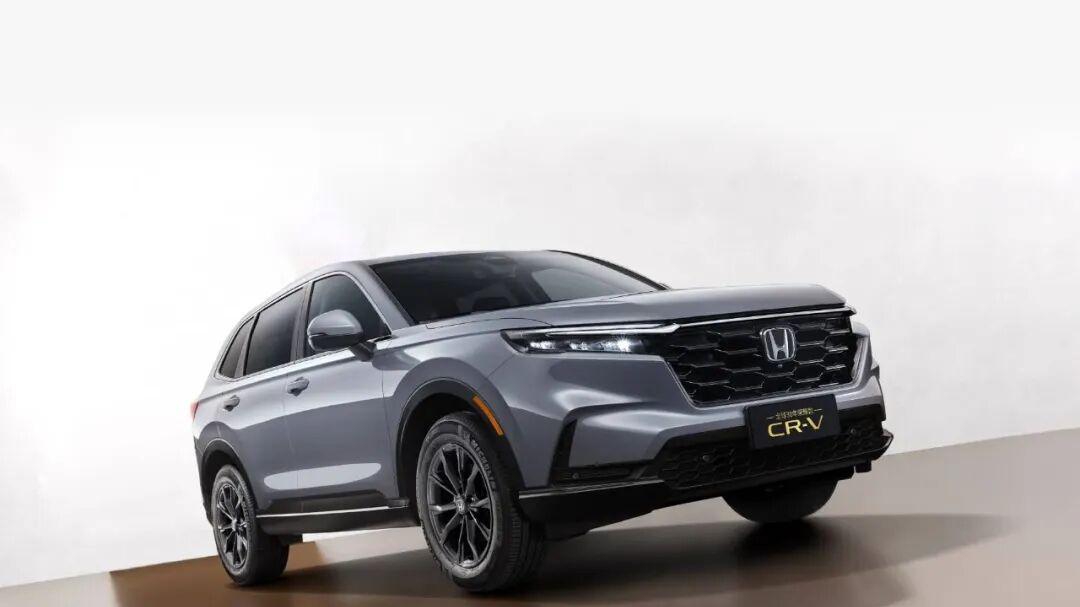 三十而立，CR-V如何以“进化”与“韧性”穿越车市迷航
