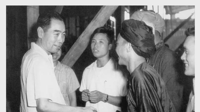 周恩来侄儿周尔均深情回忆：我的七伯周恩来