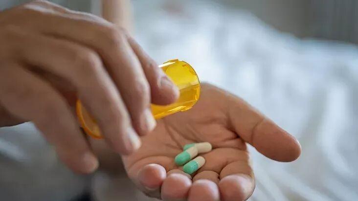 颠覆认知！艾滋感染者规范治疗后寿命达 70+，《柳叶刀》数据实锤