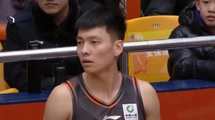 山东男篮正式集结备战，张帆于德豪互换纯属胡扯，于德豪受伤康复未归队，邱彪敲定小外援二选一，季后赛全力