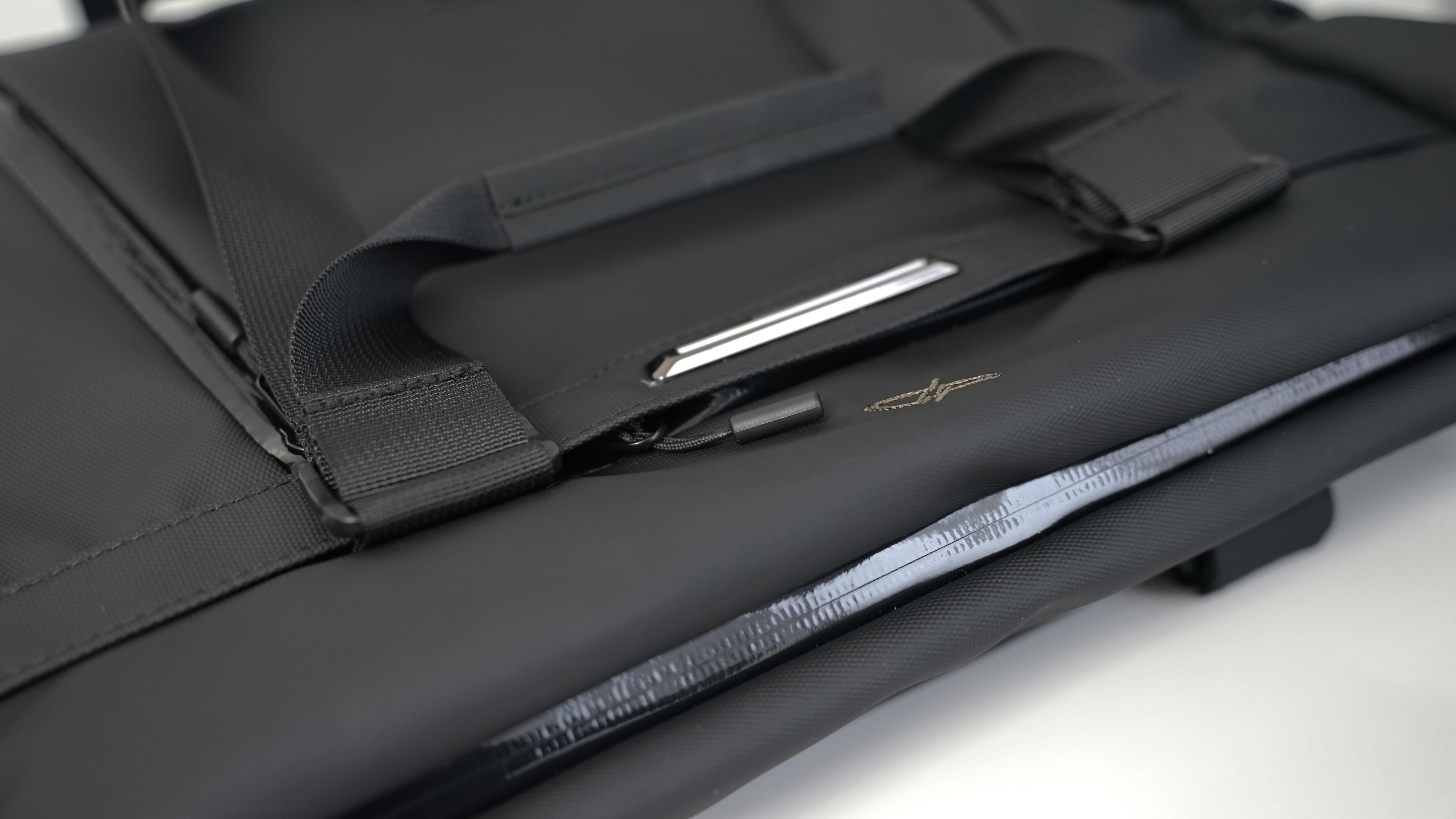 潮流机能又兼顾商务，光影行星的波塞冬Edge托特包