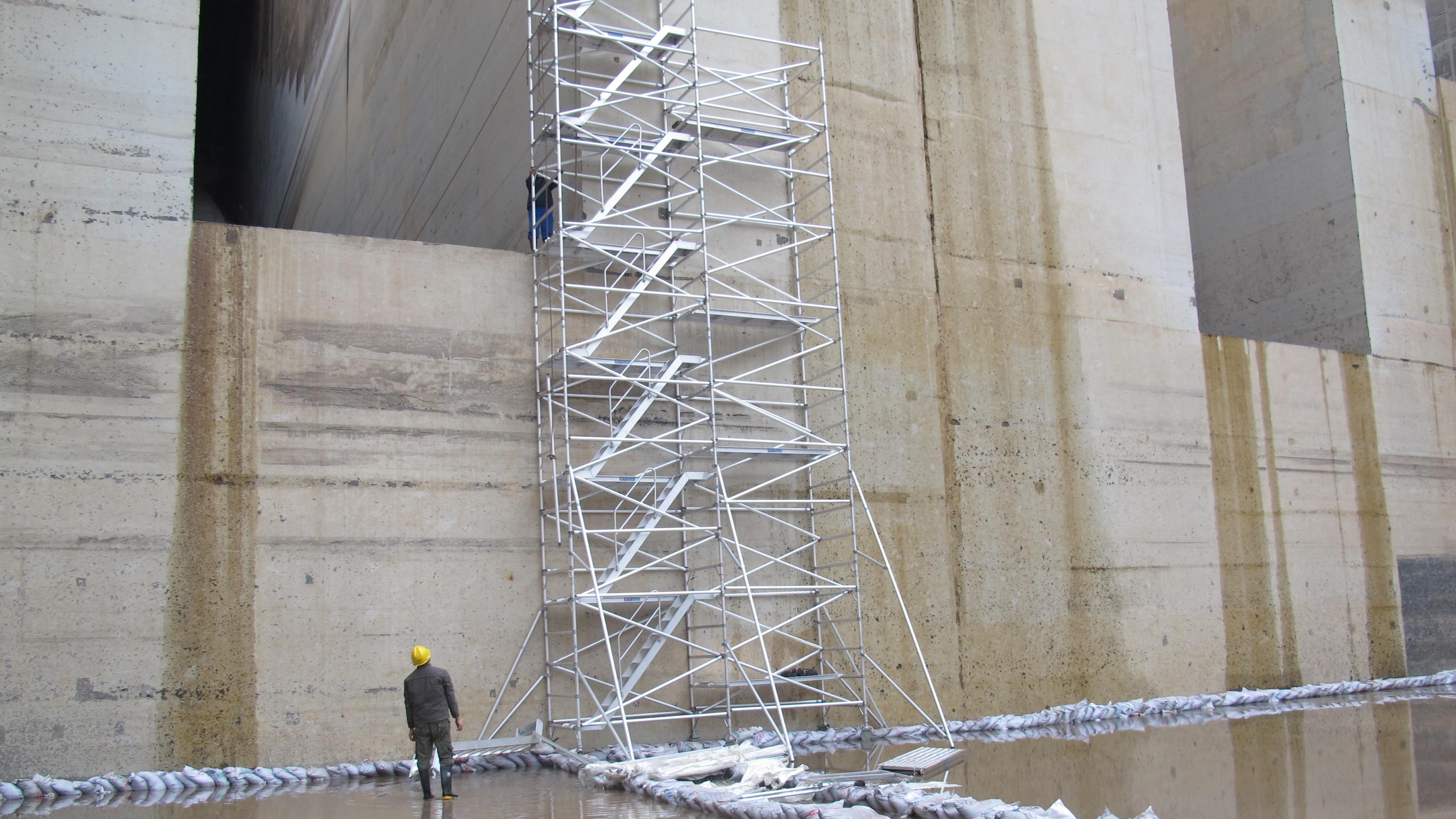 ​广州附近铝合金脚手架出售