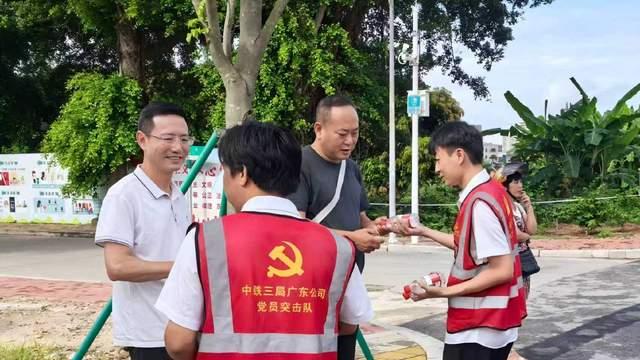 从校园建设者到高考“护航人”
