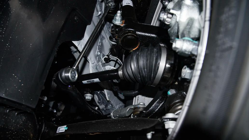 搭载1.5L+6AT动力，深受主流用户喜爱，大众朗逸1.5L用车成本分析