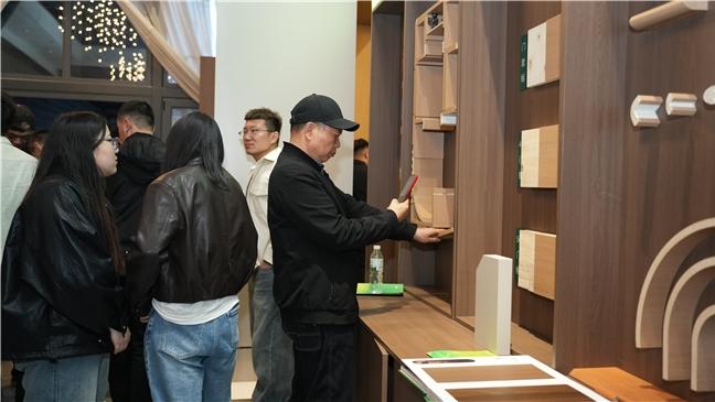 华杰以“健康+AI”双轮驱动，为家居行业高质量发展破局