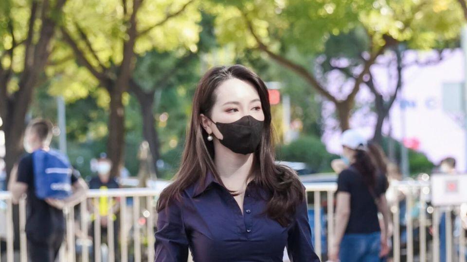 很有御姐范的穿搭，唯美洋气有风度
