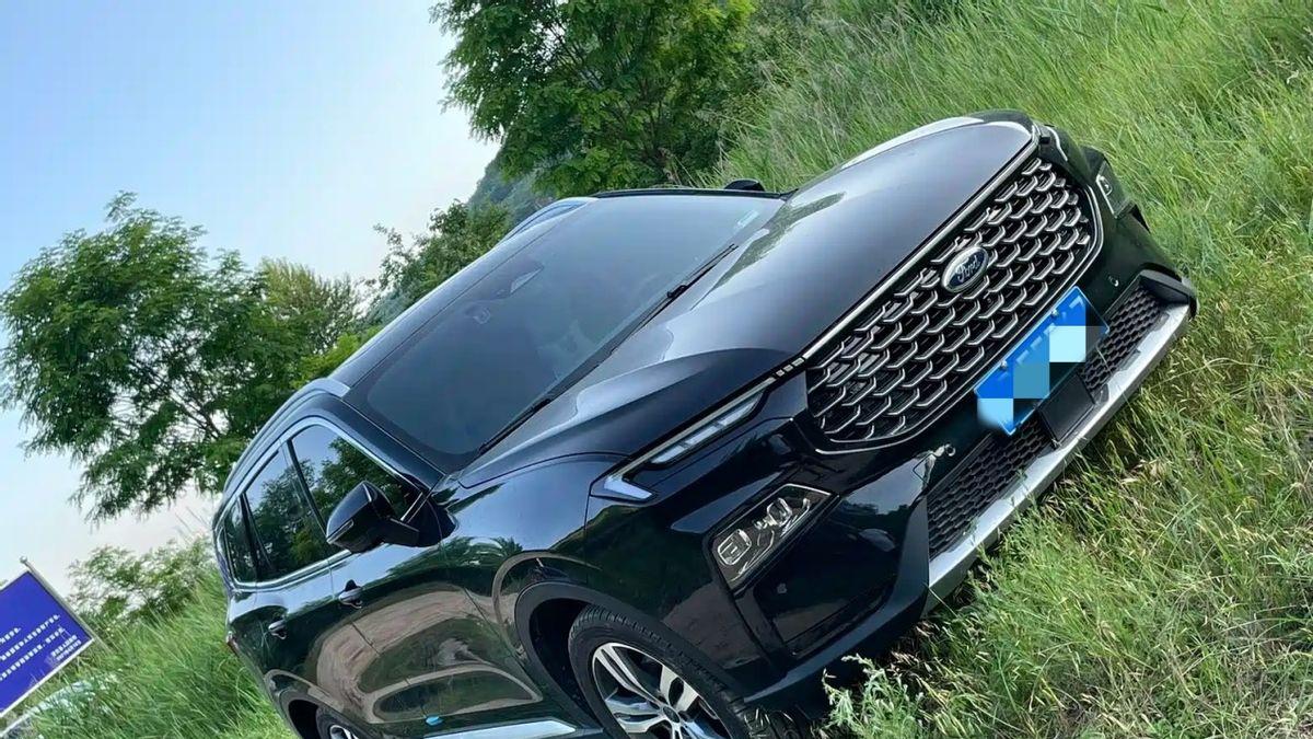 我是一个小老板，喜欢开着我的领睿去游山玩水