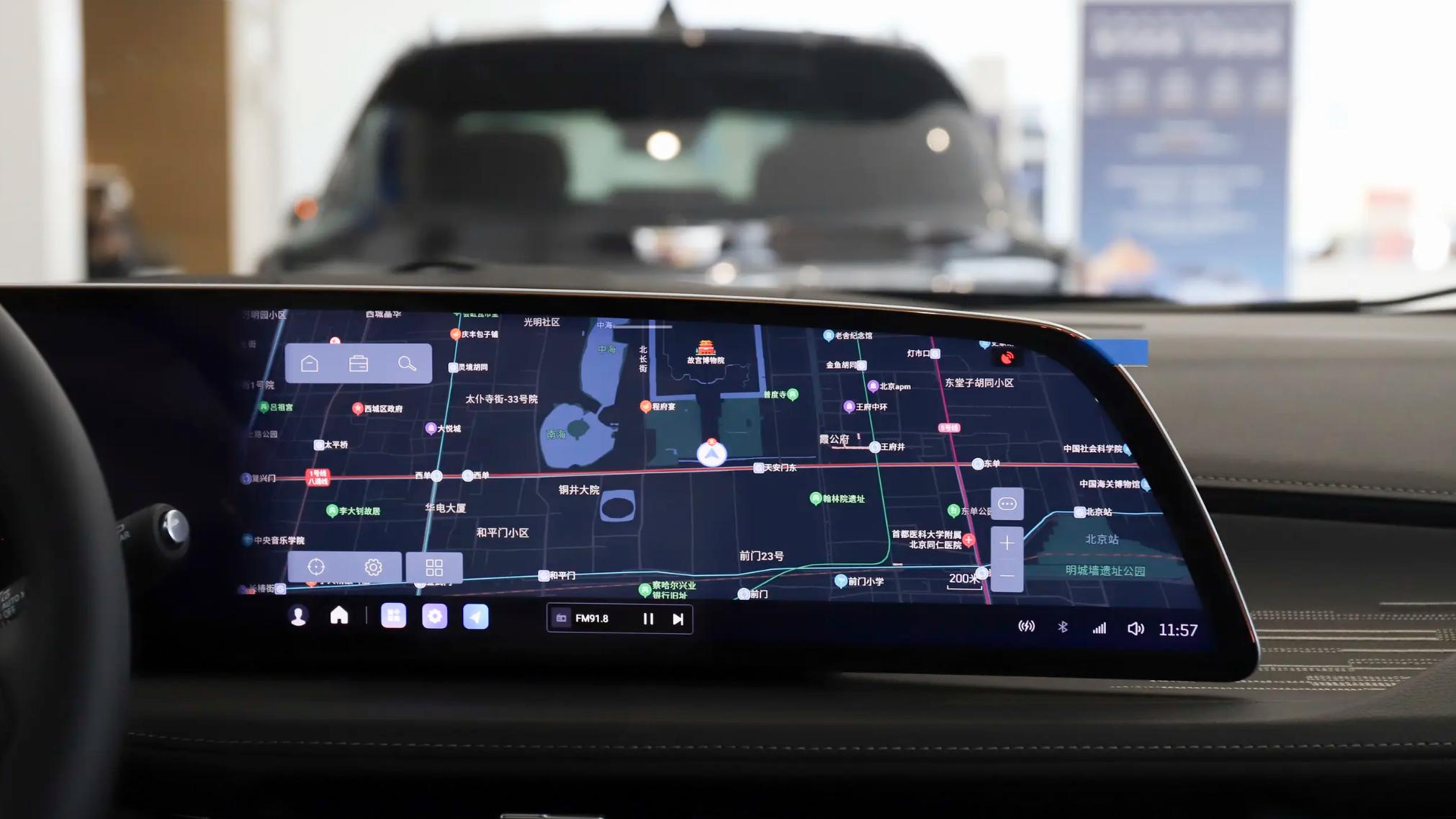 豪华品牌不装了，凯迪拉克XT4一口价15.99万起，配置如何？