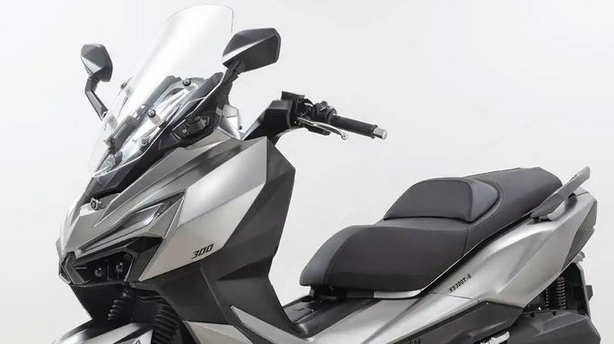 米兰展爆款杀入工信部，25.5马力踏板真要颠覆2.7万价格带？