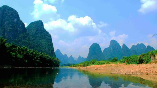 苏轼这7首词中都明显有前人诗句的影子，这属不属于抄袭？